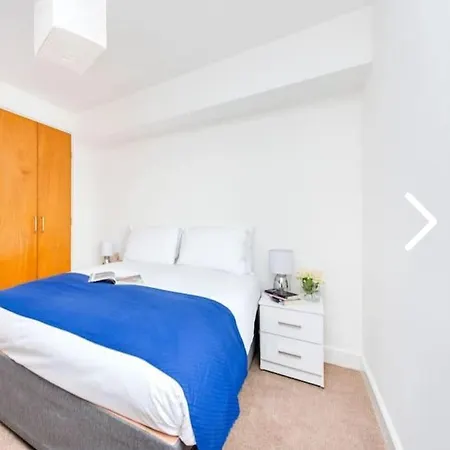 Bright, Nice Interior, Close To The City, 2 Bedroom Apartment London Exterior photo